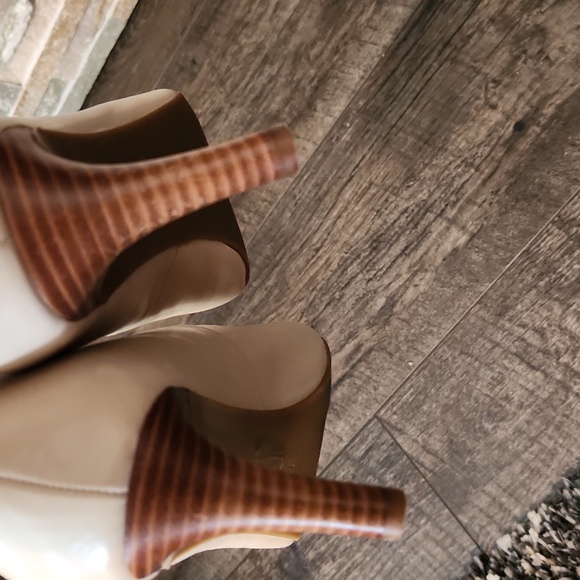 Ralph Lauren Harper heels - Picture 4 of 8